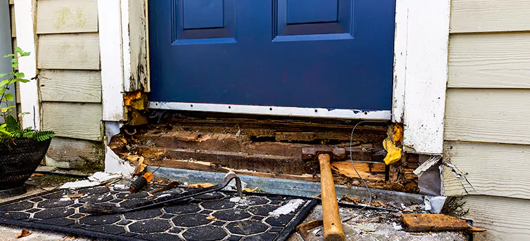 Broken Door Jamb Repair in Bayshore Gardens, FL