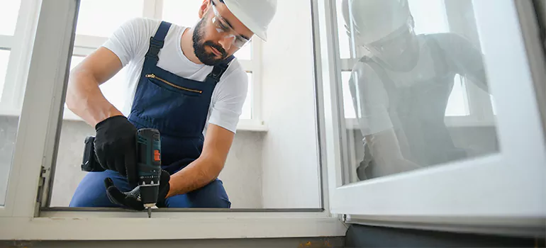Replace Broken Window Pane in Bayshore Gardens, FL
