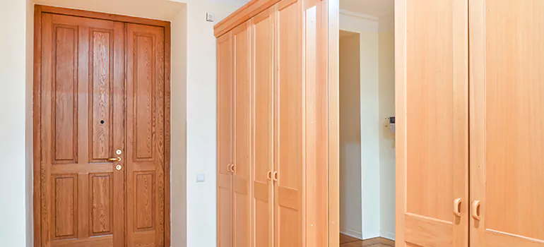 Glass Closet Door Repair in Bayshore Gardens, FL