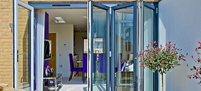 Commercial Door Glass Repair in Bayshore Gardens, FL